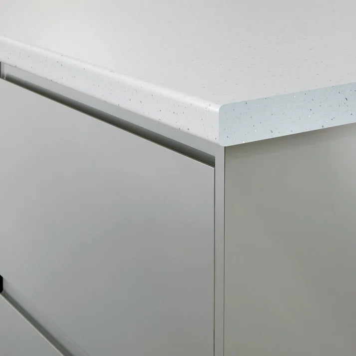Howdens White Mirror Chip Laminate Kitchen Upstand | 3m x 19mm
