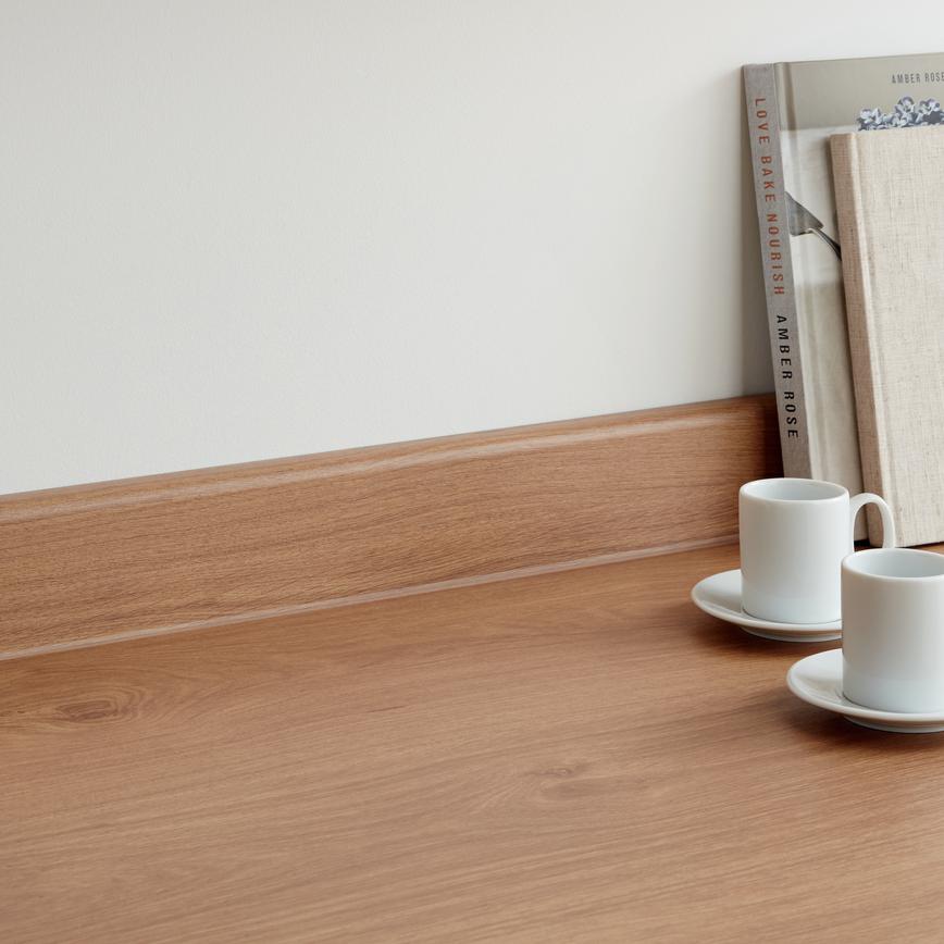 Howdens Oak Effect Laminate Kitchen Upstand | 3m x 19mm
